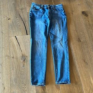 KanCan worn a few times size 13/30